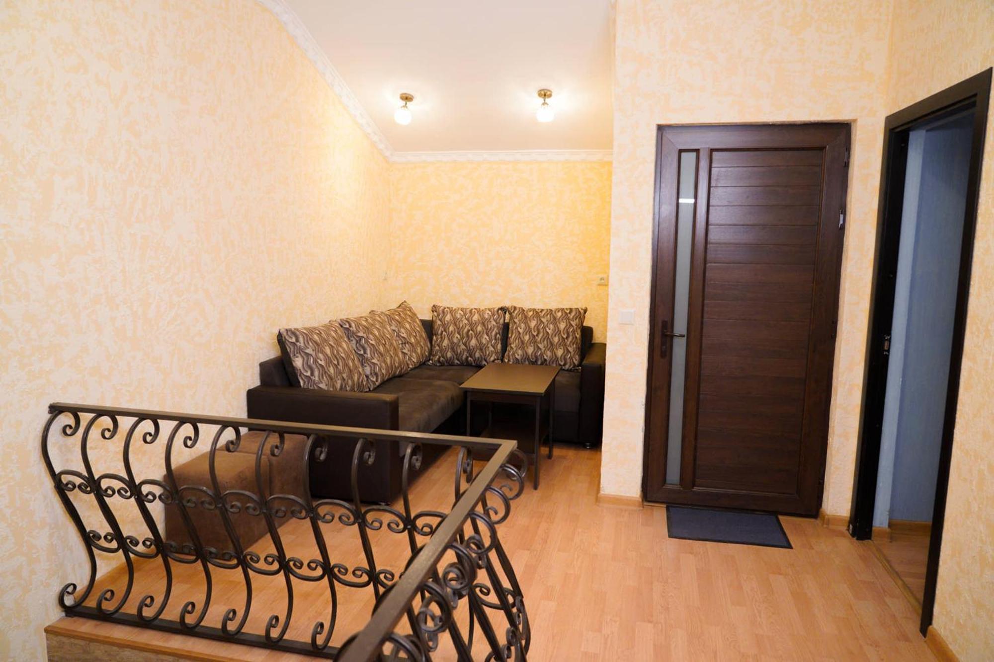 Вилла Royal Rest Townhouse Дилижан Экстерьер фото